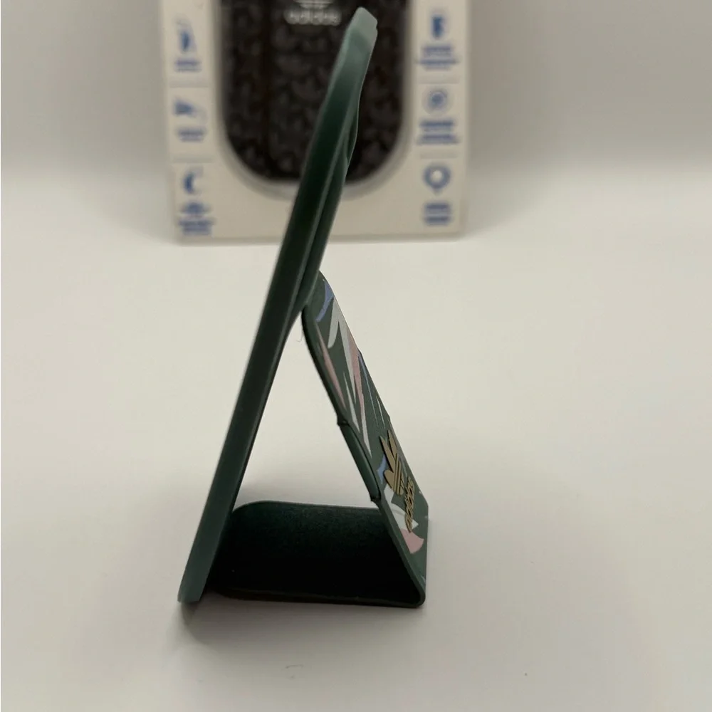 Adidas Stand and Grip for MagSafe Phones Vertical Horizontal Stand Magnetic New