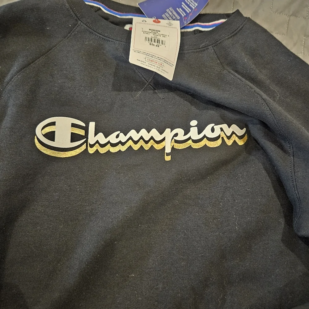 Champion logo comfortable