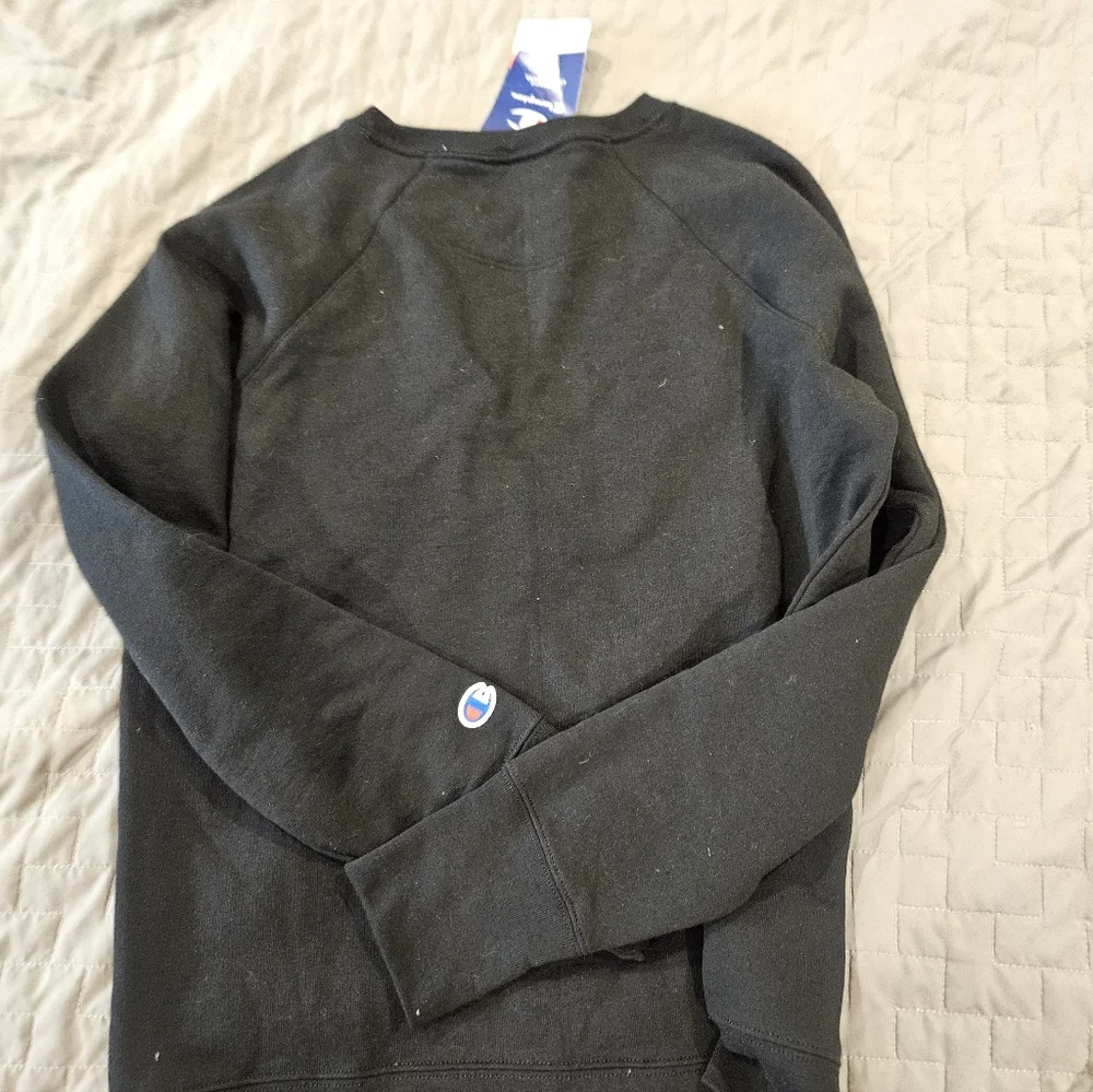 Champion logo casual bold