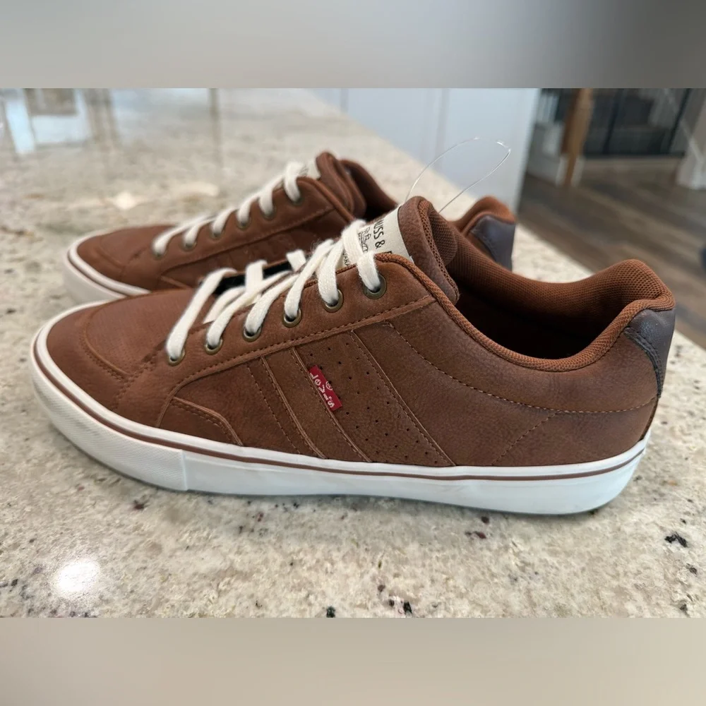 Levis levi’s carter
