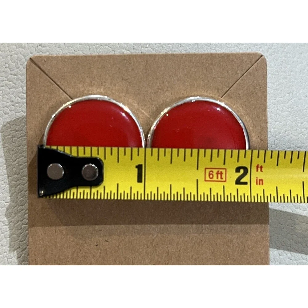 Vintage visible round earrings