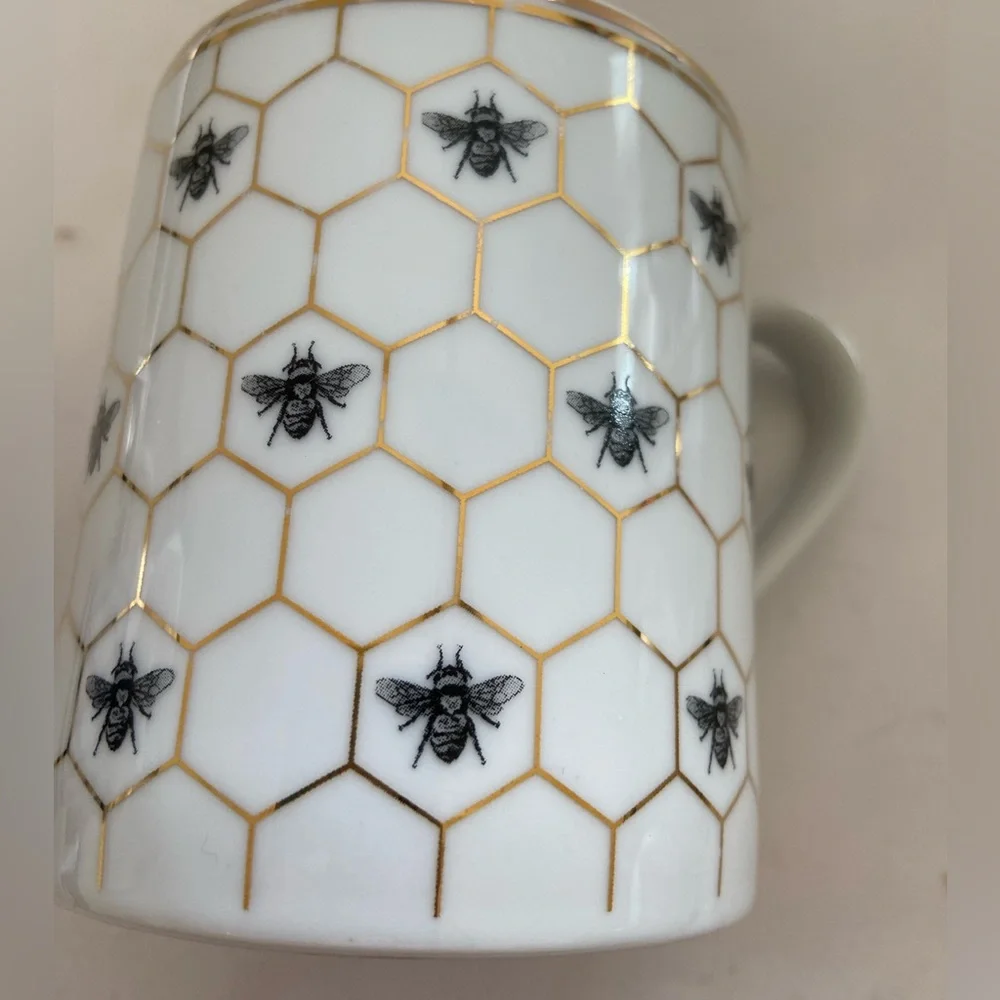 Williams Sonoma honeycomb porcelain no