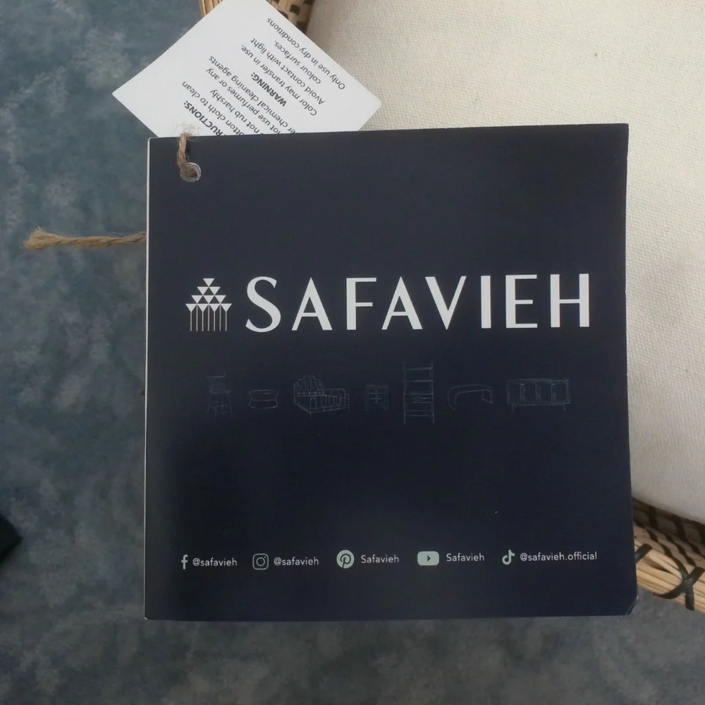 SAFAVIEH INDOOR CAT BED NATURAL COLOR 19.7