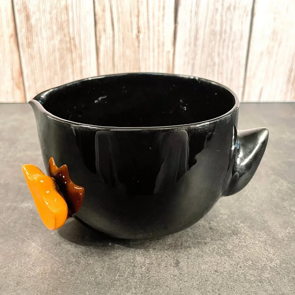 Neko Ceramic Studio ceramic white