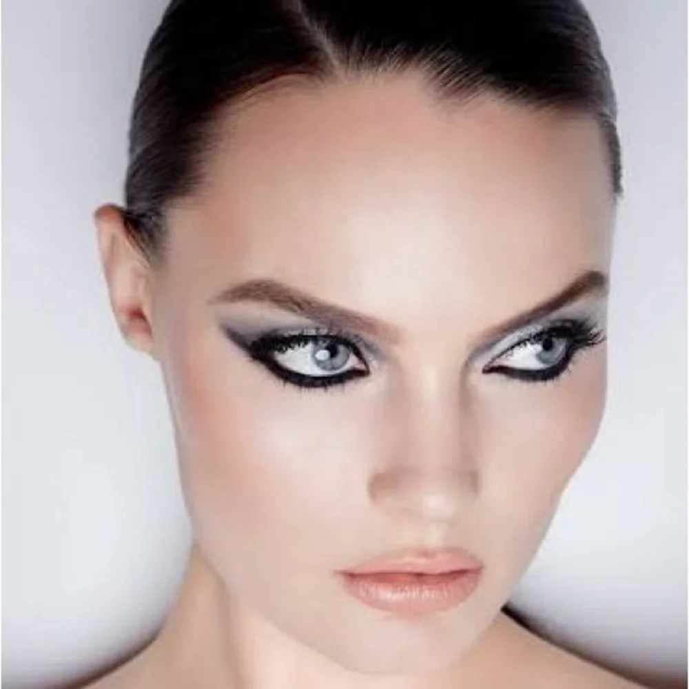UZO Beauty Blaque Liquide Eyeliner NEW