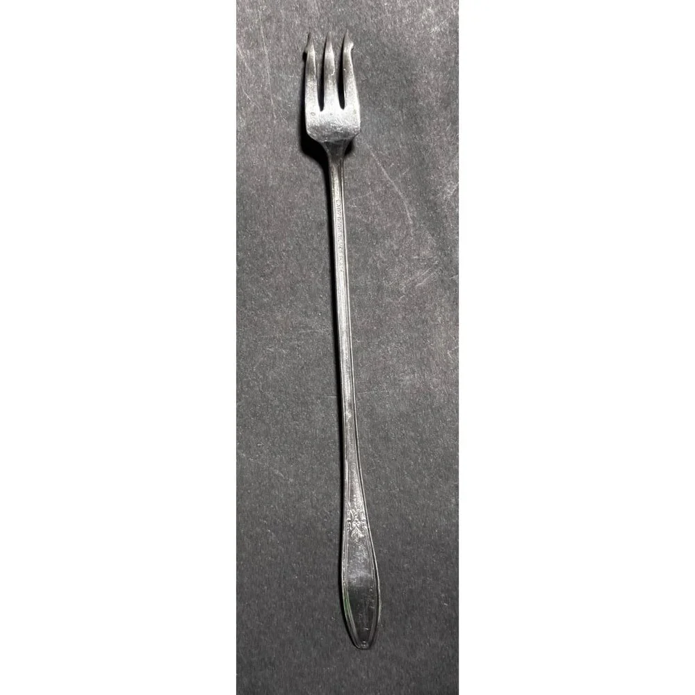 Wm. Rogers-Lady Doris silver plated