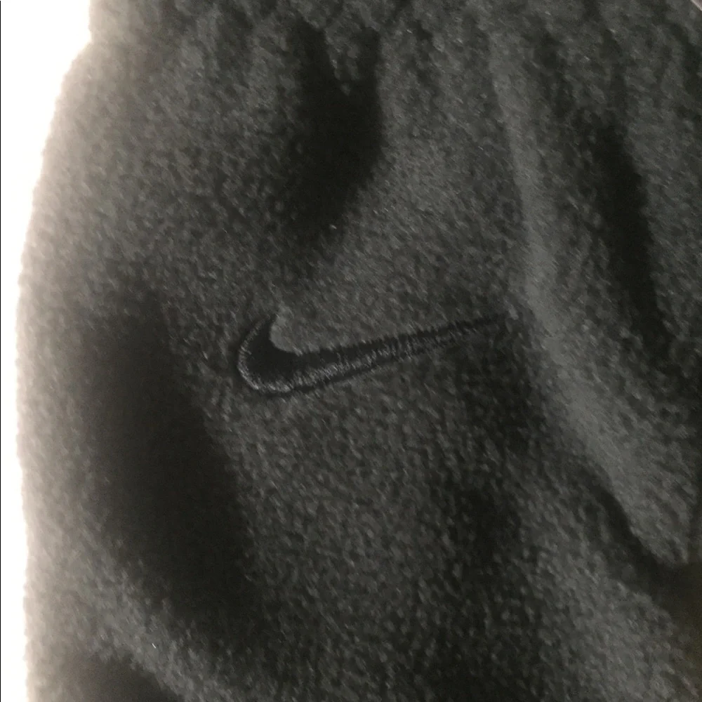 Nike fleece gloves