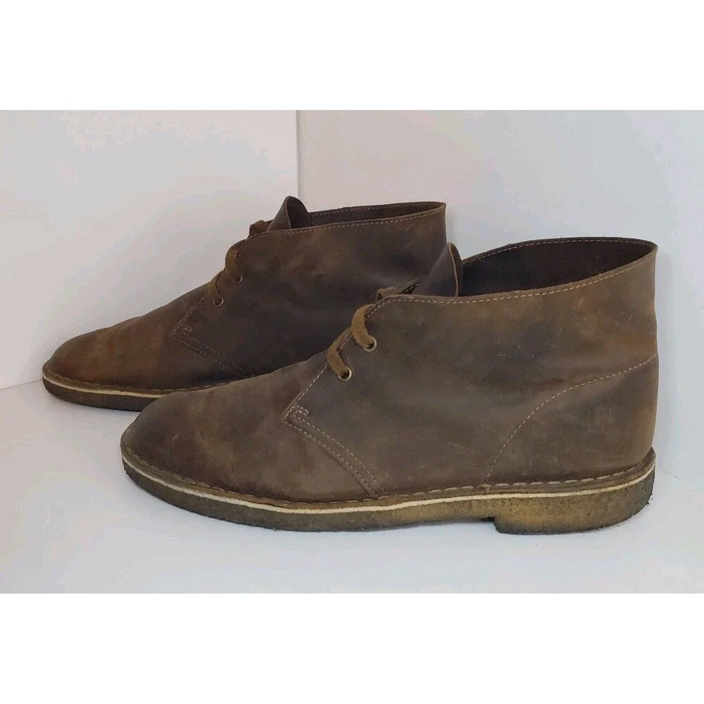 Clarks Men’s Desert Boots Leather Crepe Sole 9.5M Brown Chukka Shoes Classic