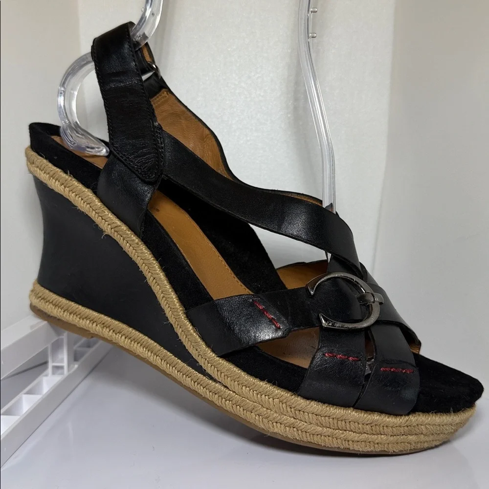 NWOT Earthies Black Wedge Sandals with Cross Straps and Platform Heel
