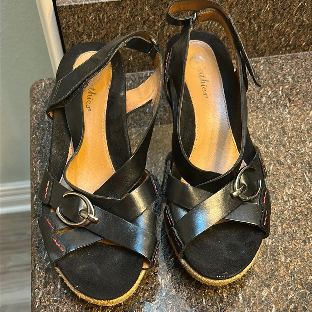 Earthies these sandals