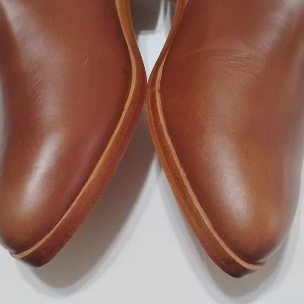 Nisolo Eva Day Chelsea Boots