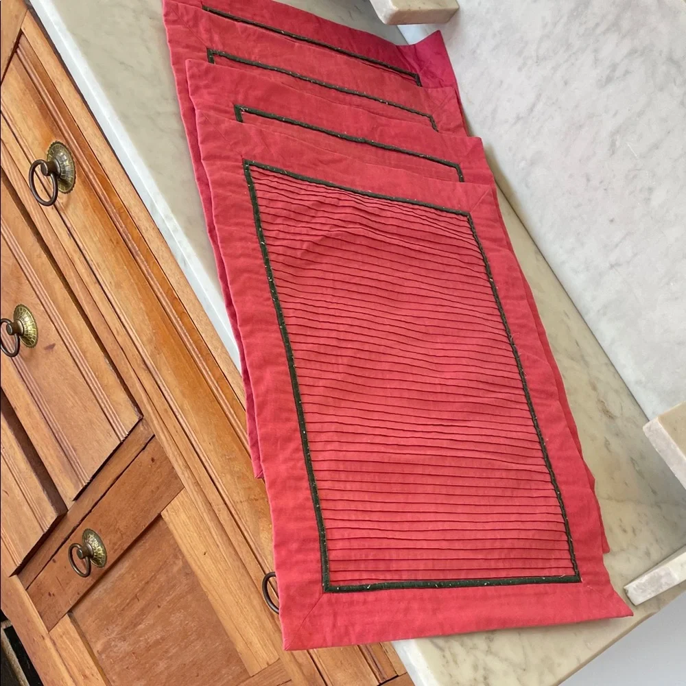 Vintage charming red