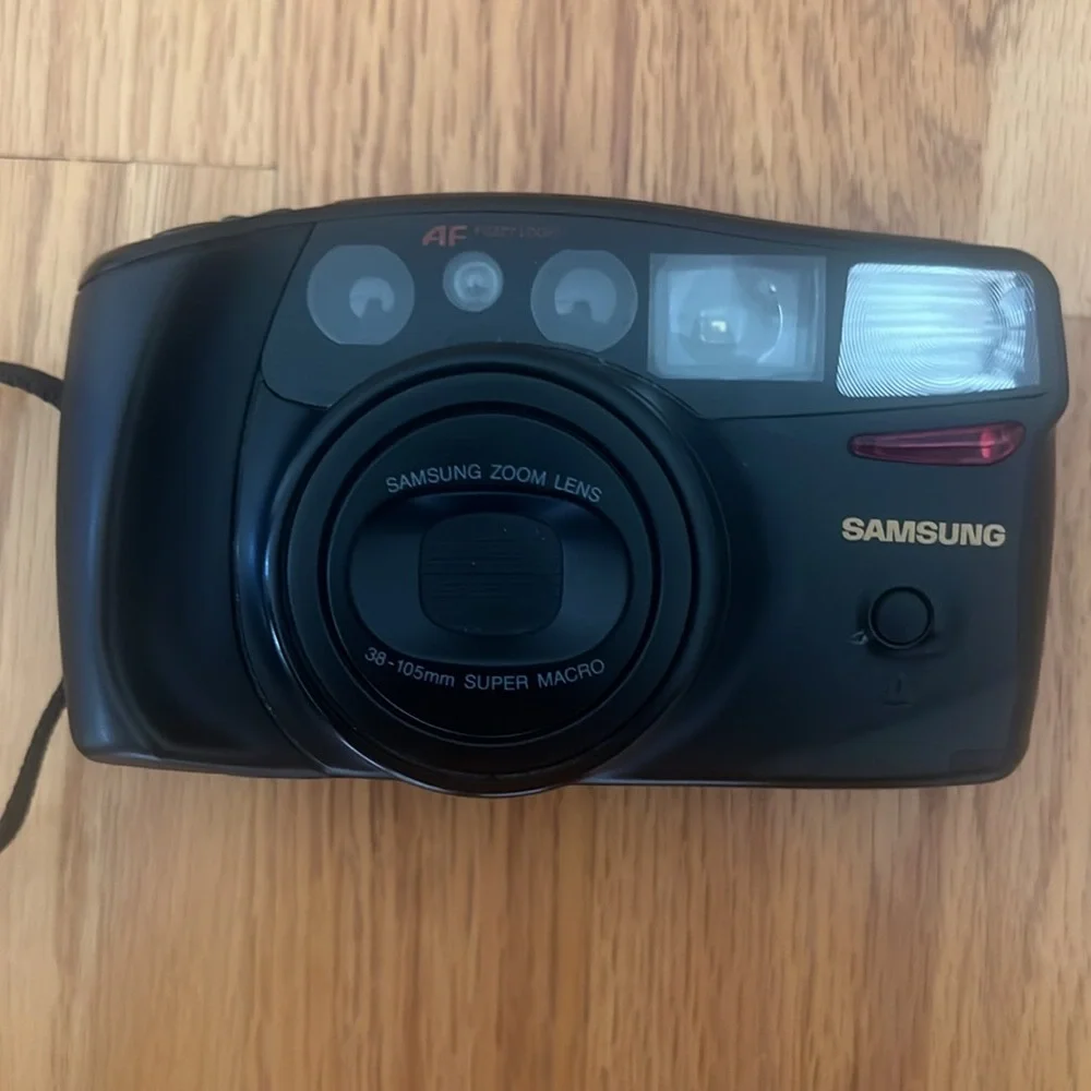 📸 Vintage Samsung Maxima Zoom 105 35mm Film Camera | Super Macro 90s Retro Style