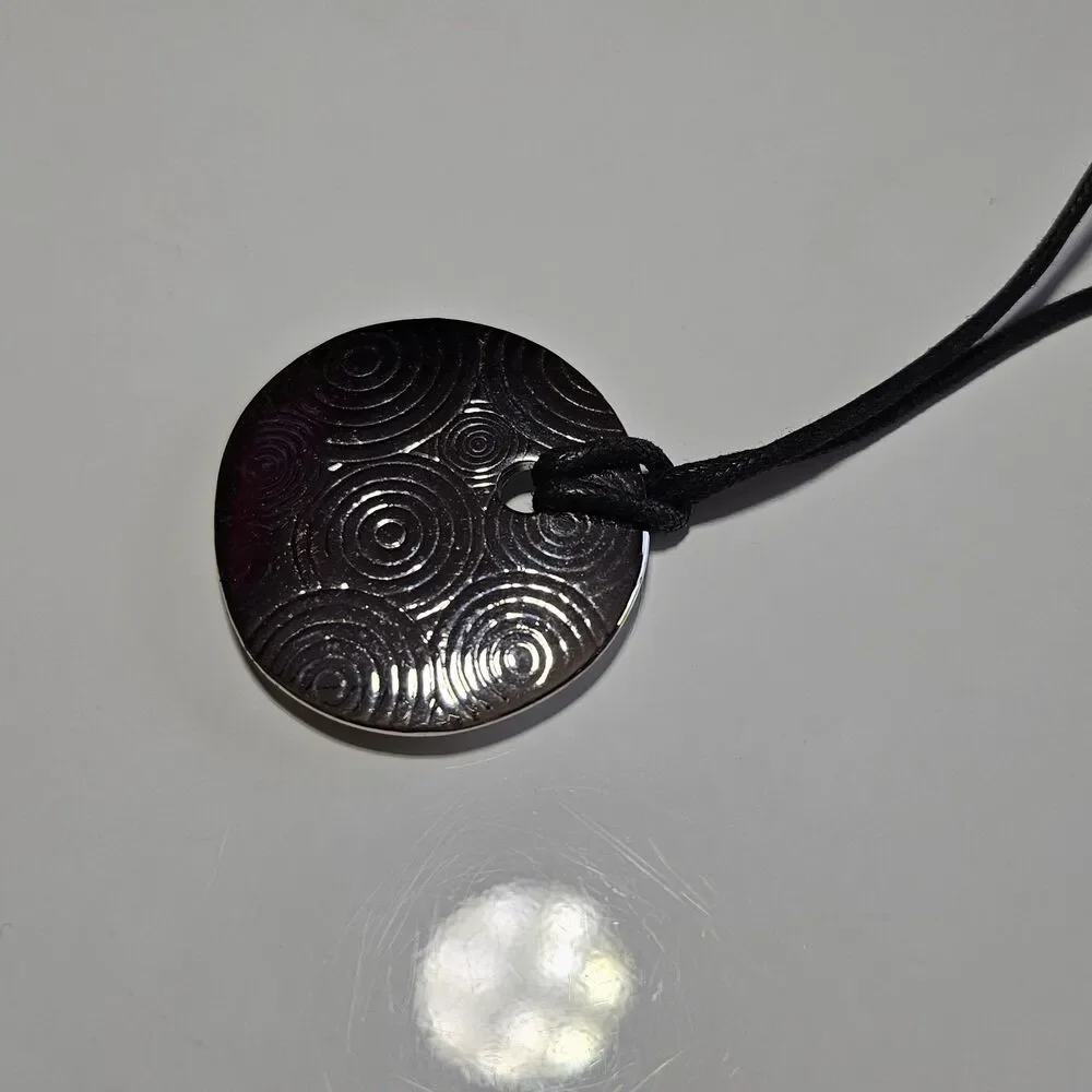 *Sale* Lia Sophia Silver Tone Elliptical Pendant Black Cord Necklace 16-19