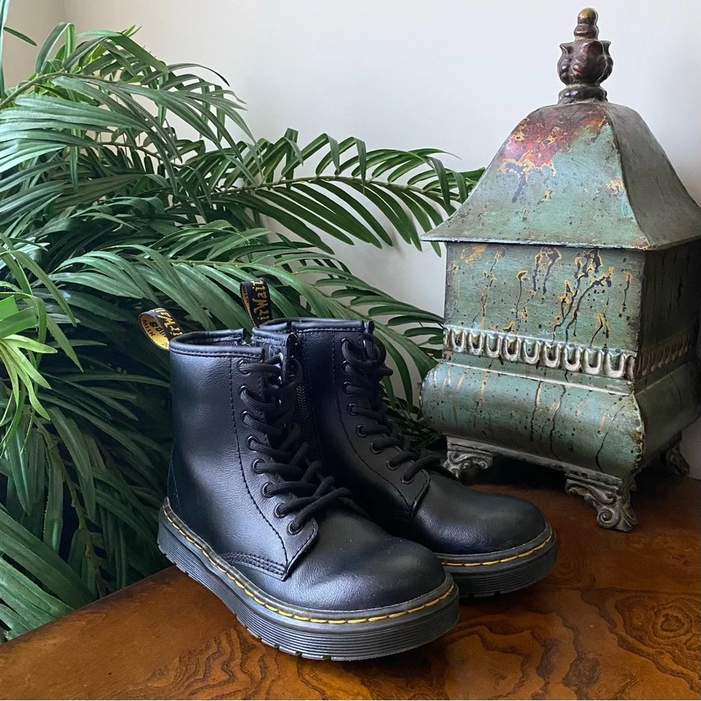 Dr. Martens Zavala Black Combat Boots