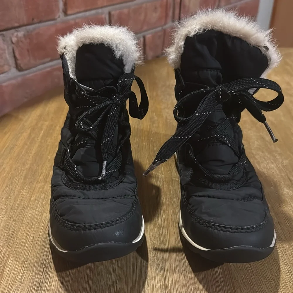 Sorel great preloved