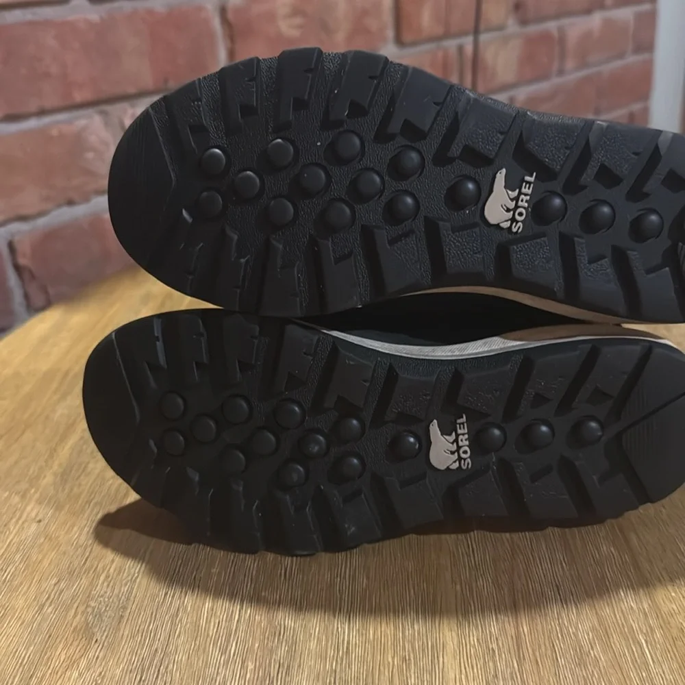 Sorel great preloved