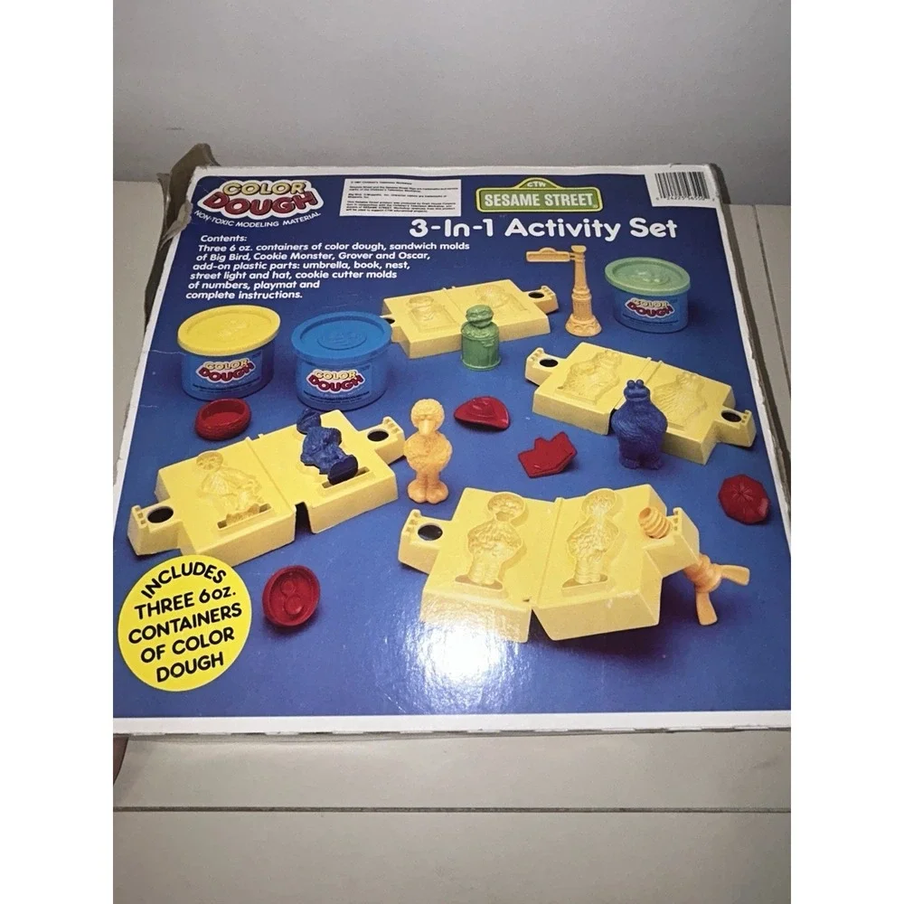 Vintage Sesame Street Color Dough 3-In-1 Activity Set Molds Big Bird