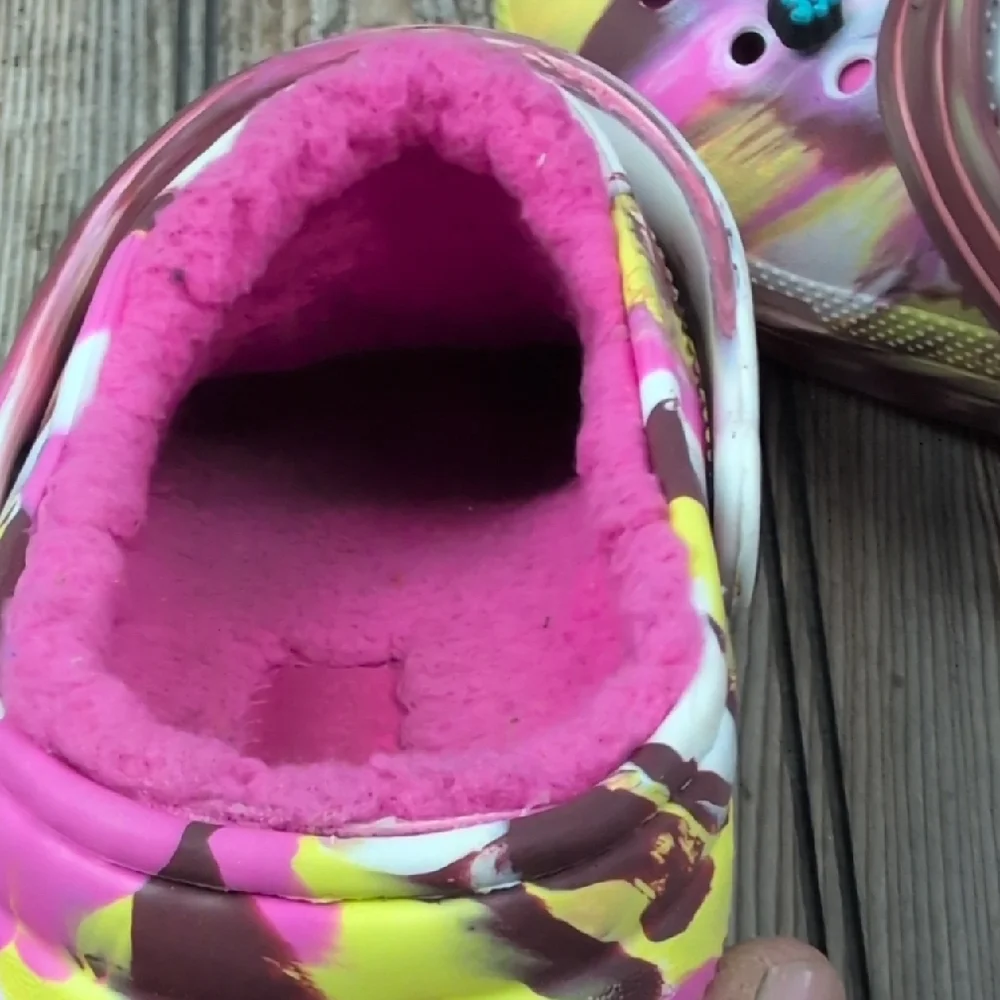 CROCS kids fuzz