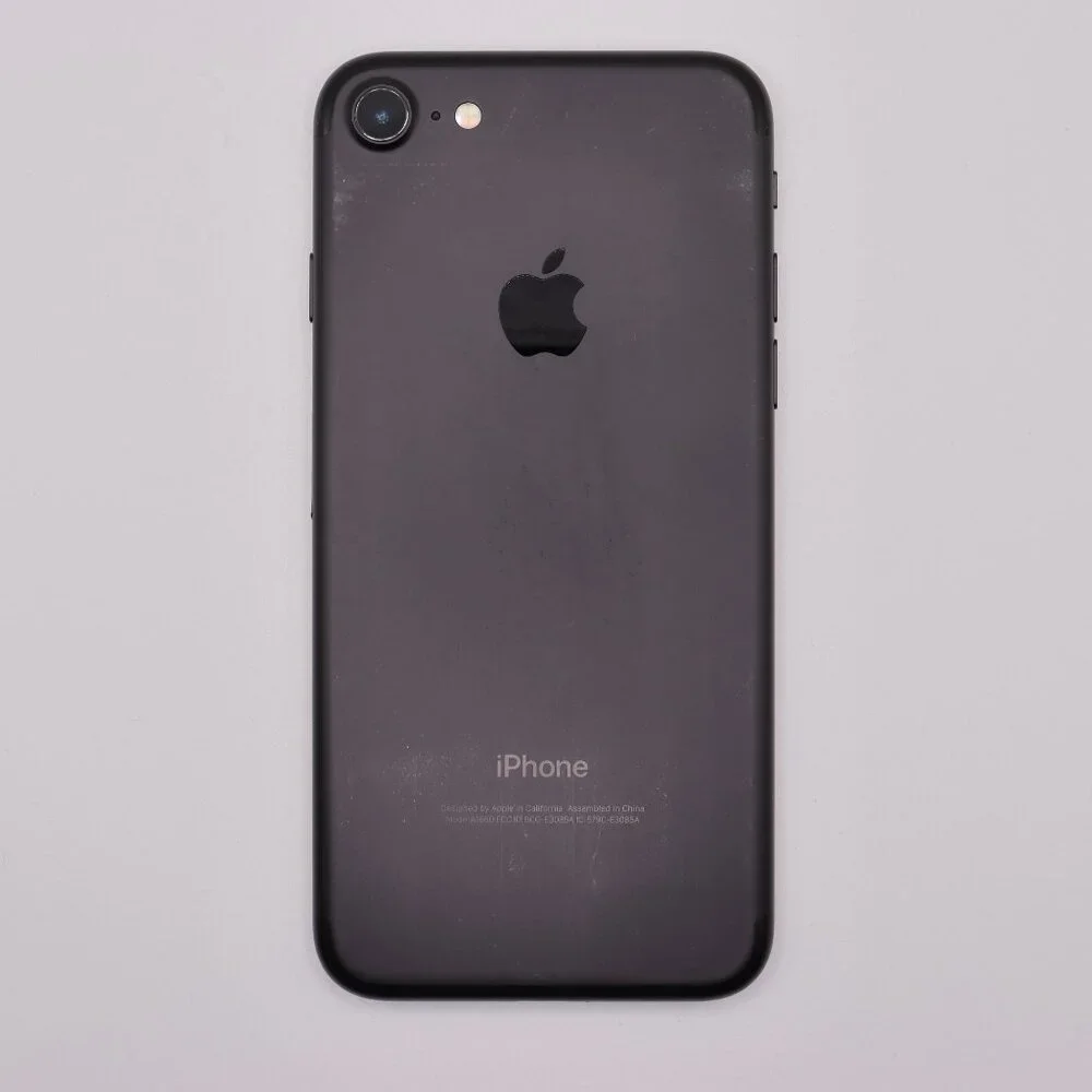 iPhone 7 UNLOCKED Great condition