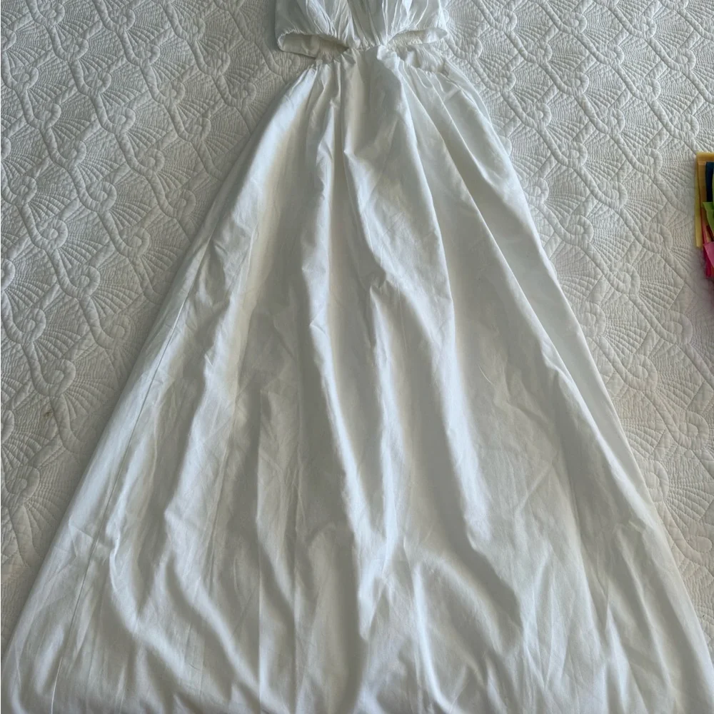 Abercrombie & Fitch elegant white