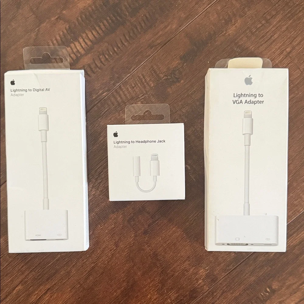 Apple Lightning Adapter Trio - White
