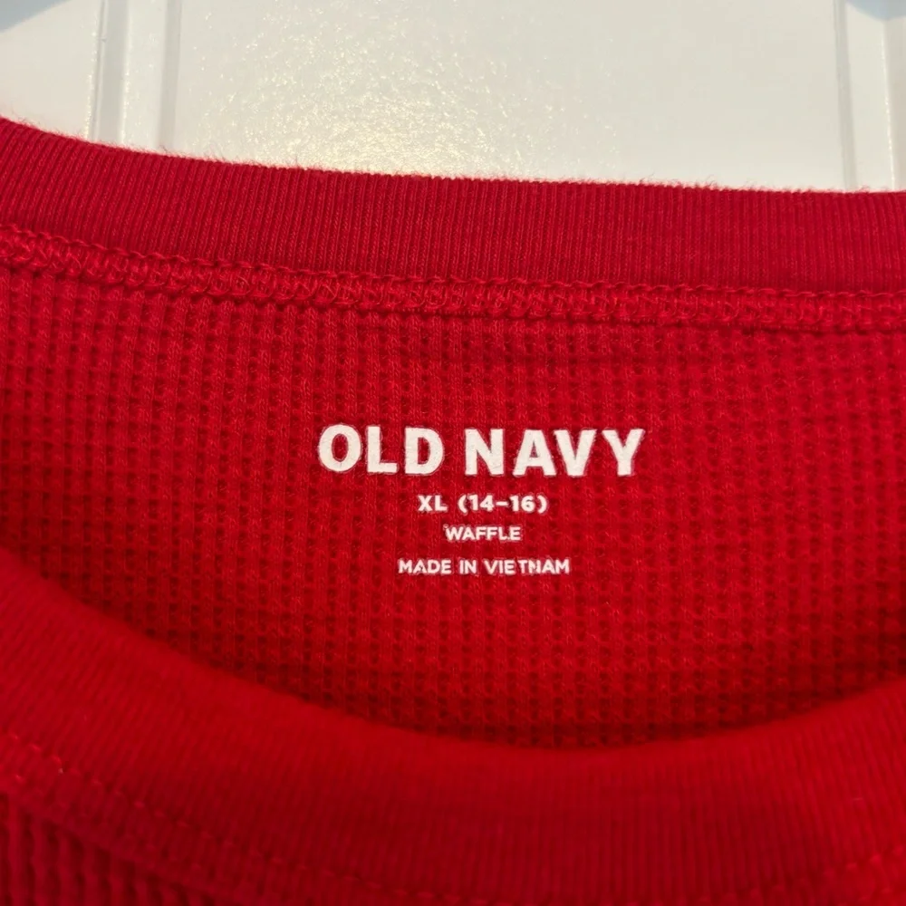 Old Navy Kids Red Waffle Knit Long Sleeve Shirt Size XL 14-16
