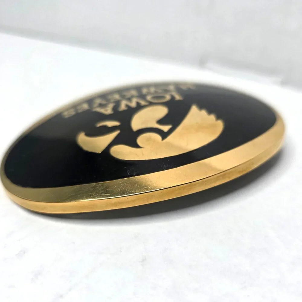 Award Design Medals style or hawkeyes