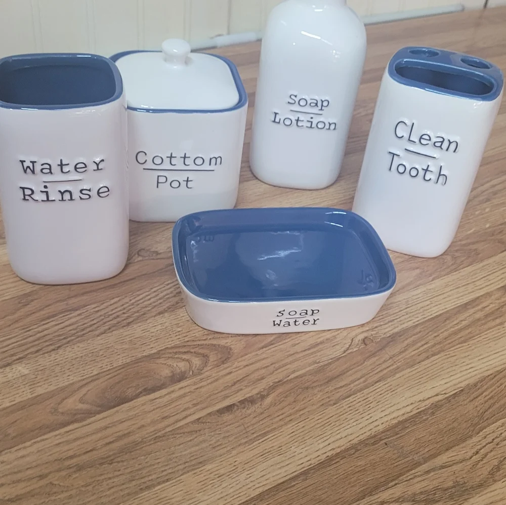 Blue and White Bathroom Set New Ceramic