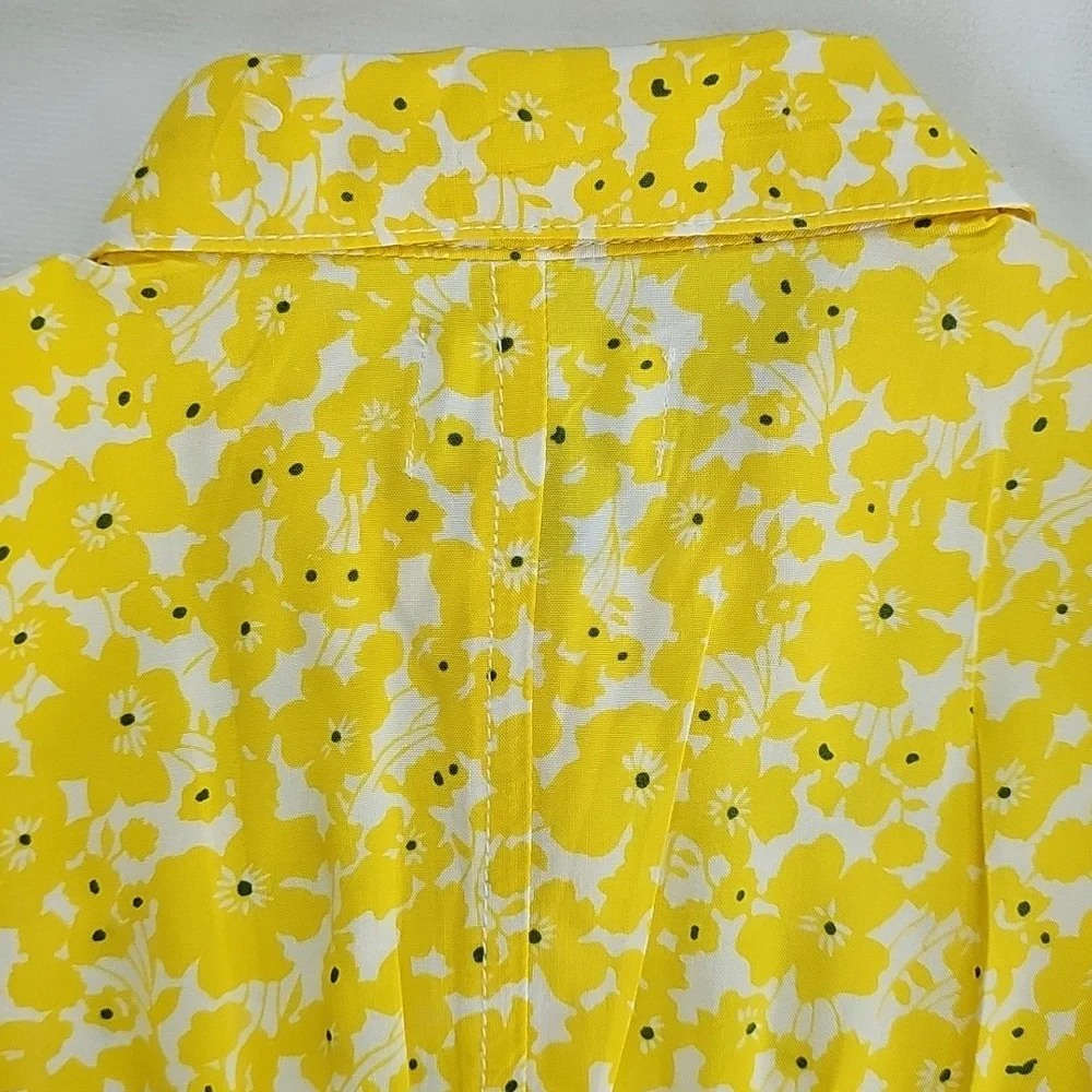 Old Navy bright cheerful