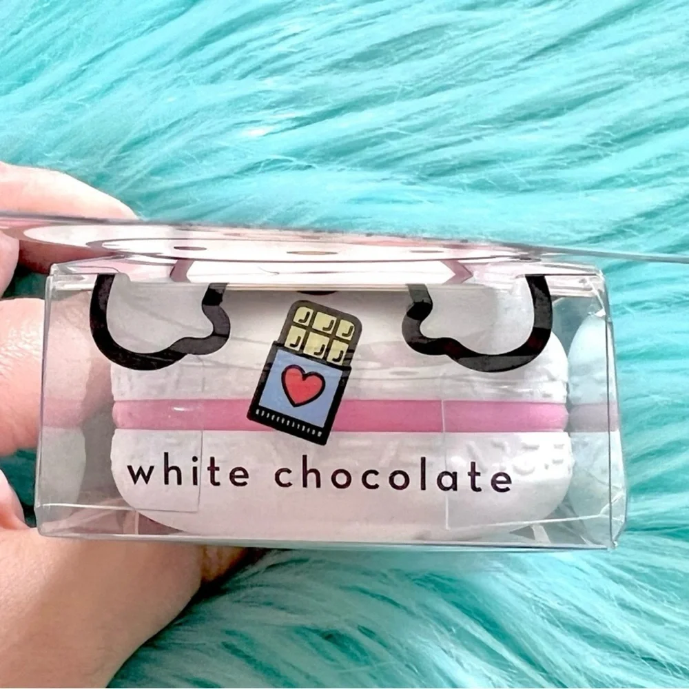 Sanrio brand creme