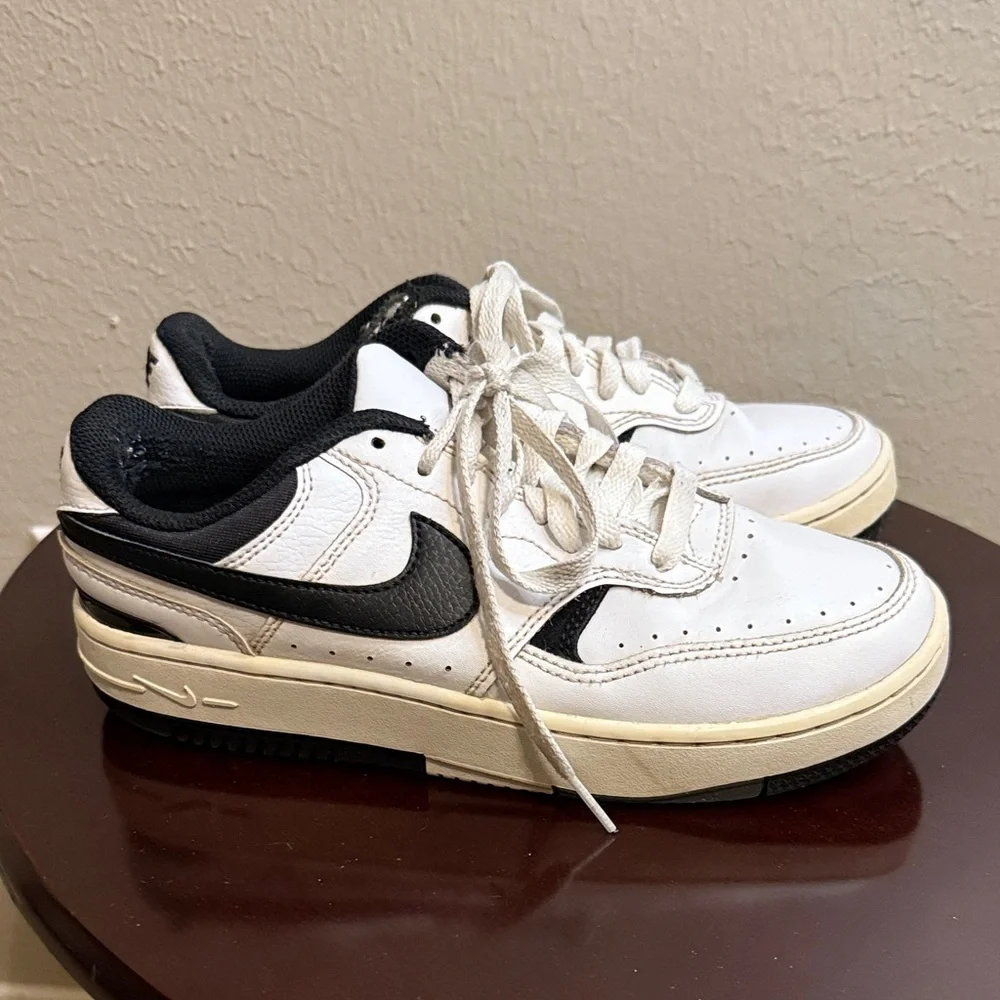 classic nike