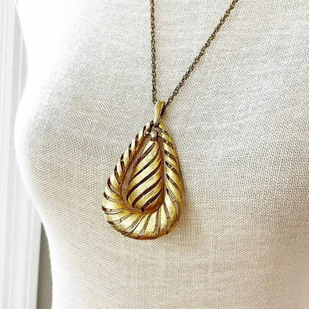 Vintage gold textured