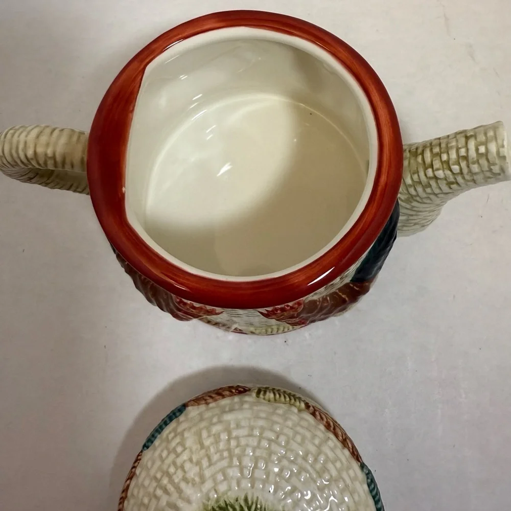 Arket elegant decor items