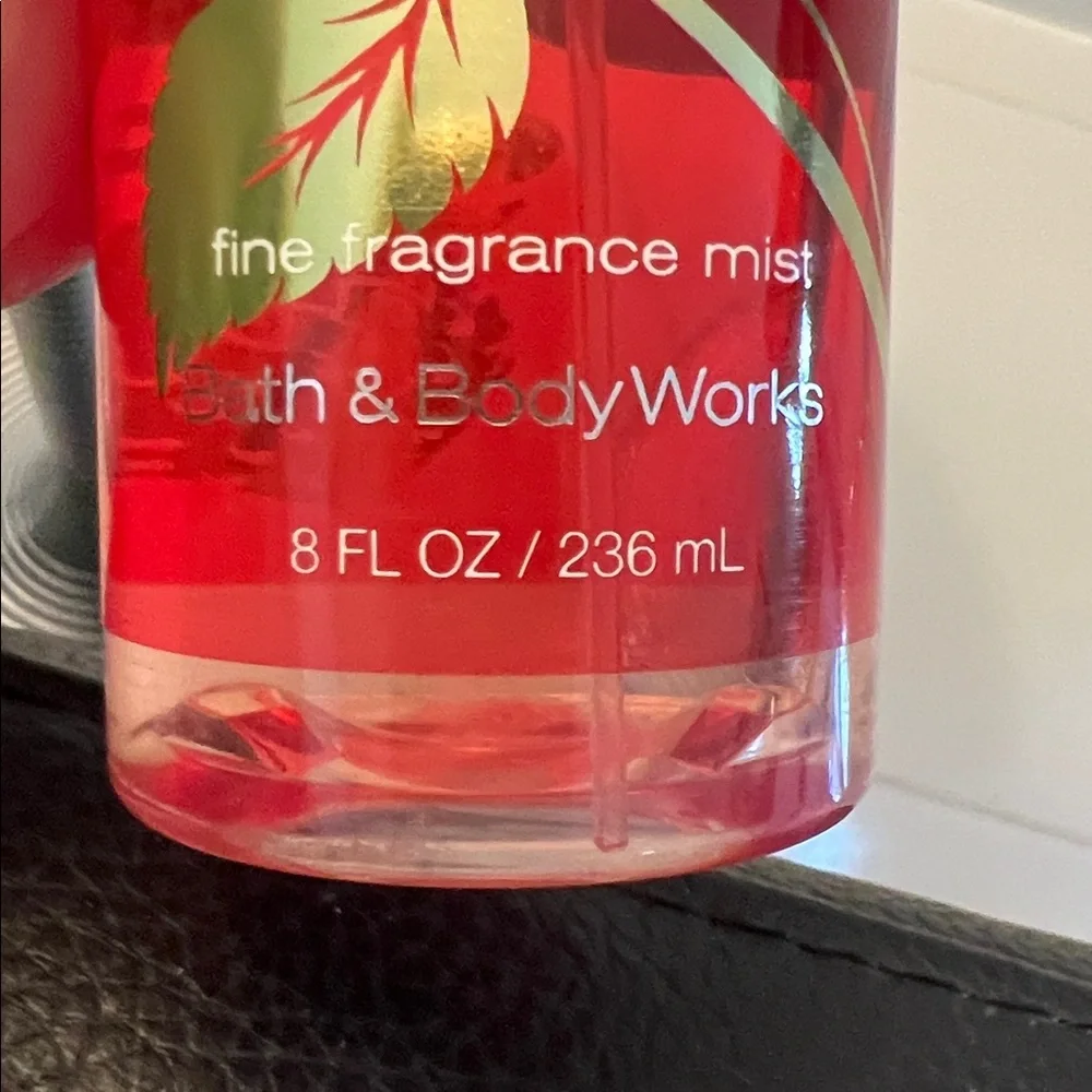 Bath & Body Works NWT Pearberry and Covered in Roses Fine Fragranced Mists