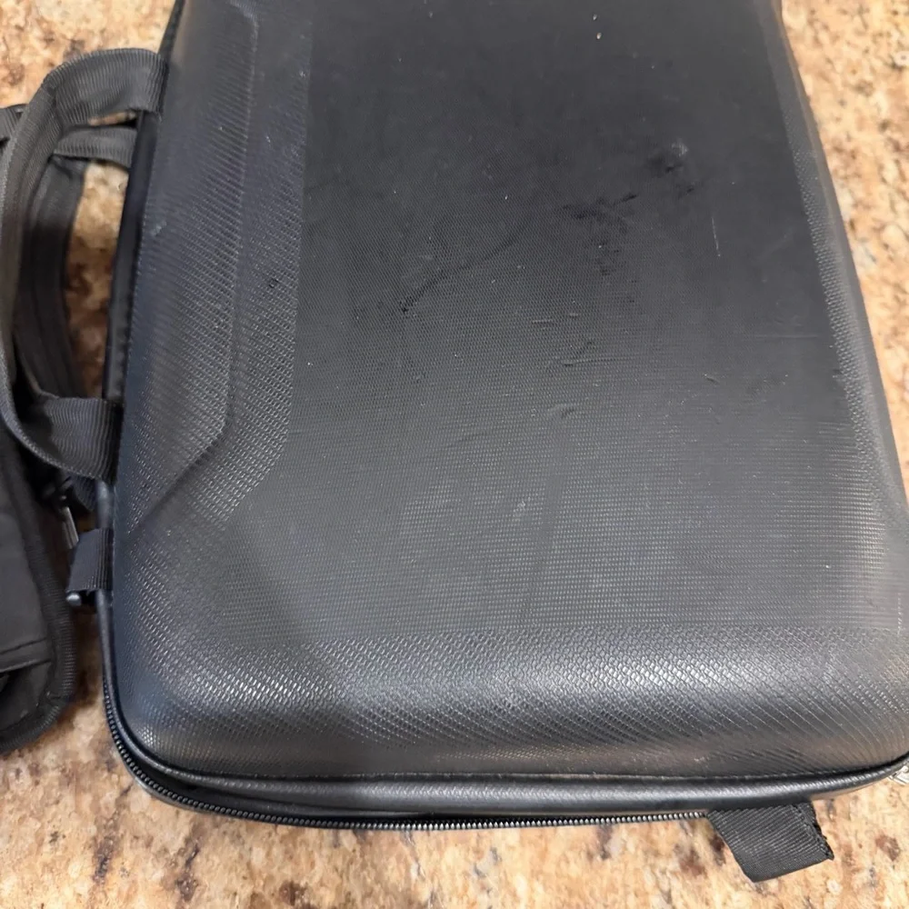Thule good preowned