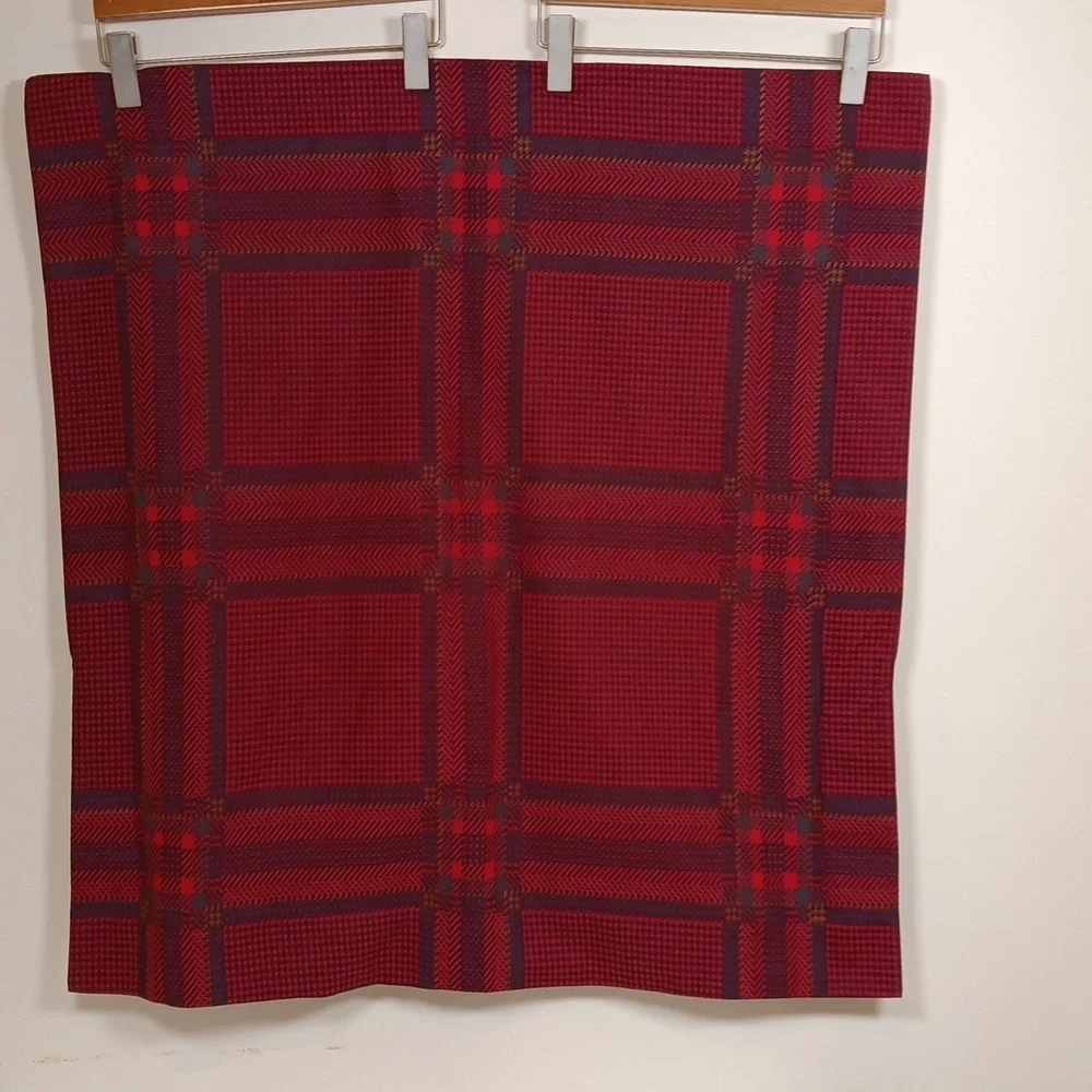 Houndstooth Print Percale Euro Sham Made In France