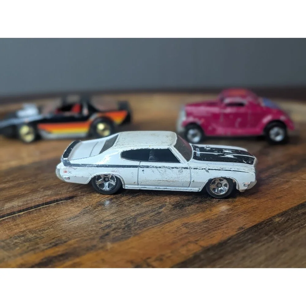 Hot Wheels lot 12