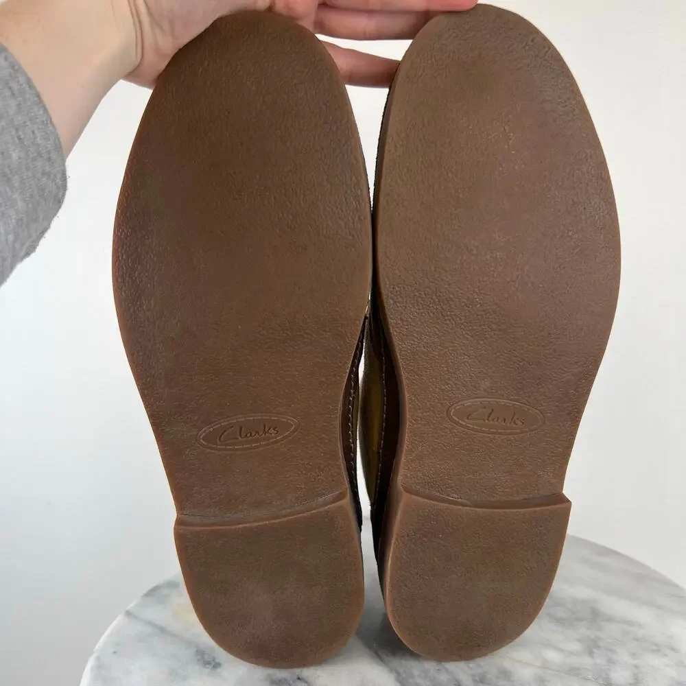 Clarks trim be very