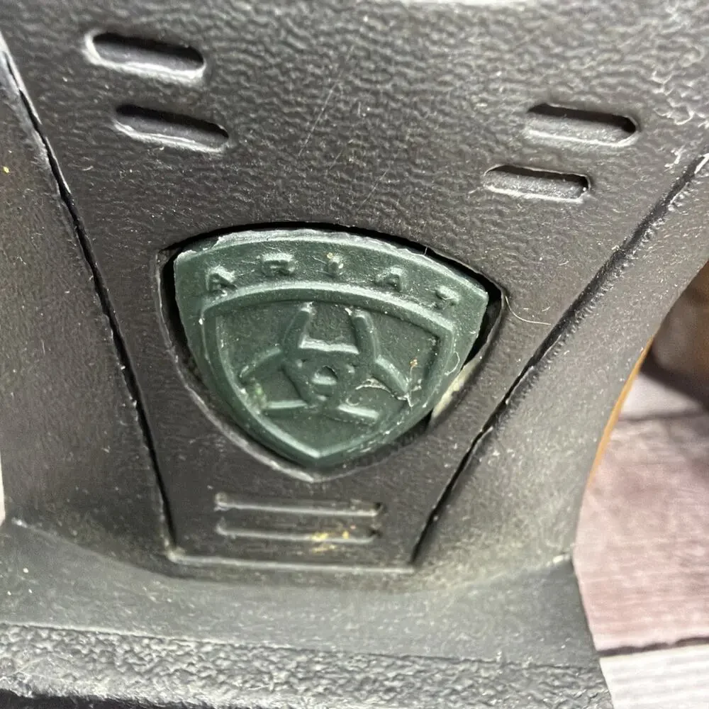 Ariat men’s size