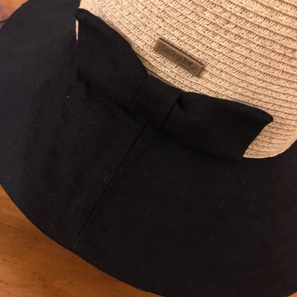 Nine West product features