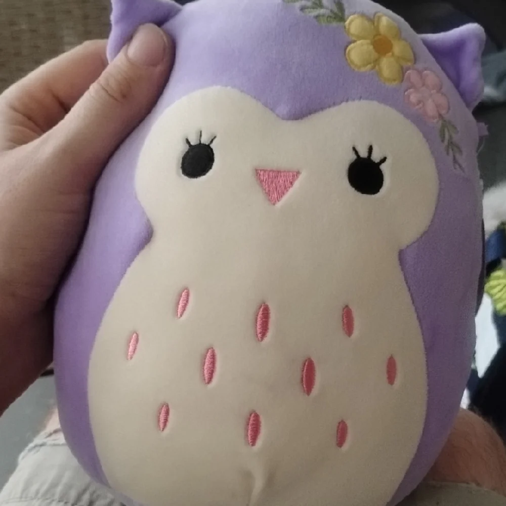 Squishmallows huggable back soft
