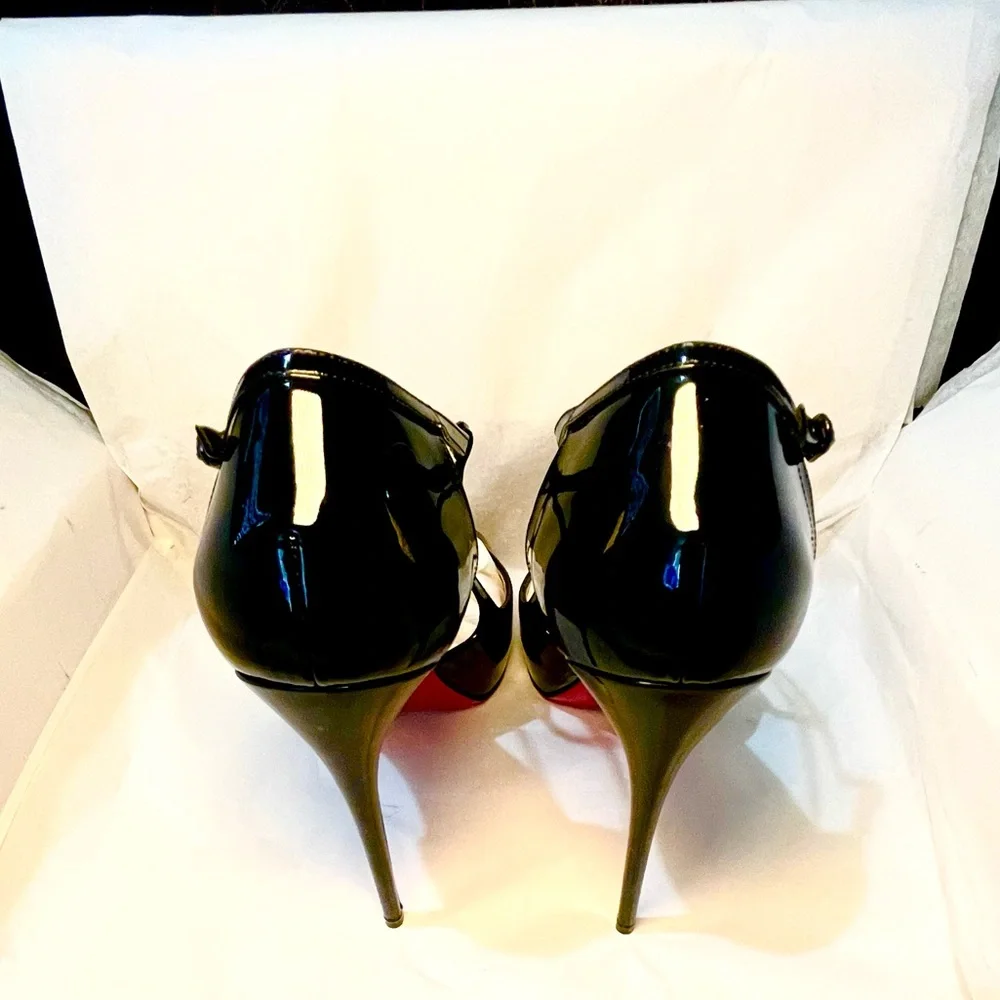 Christian Louboutin step into