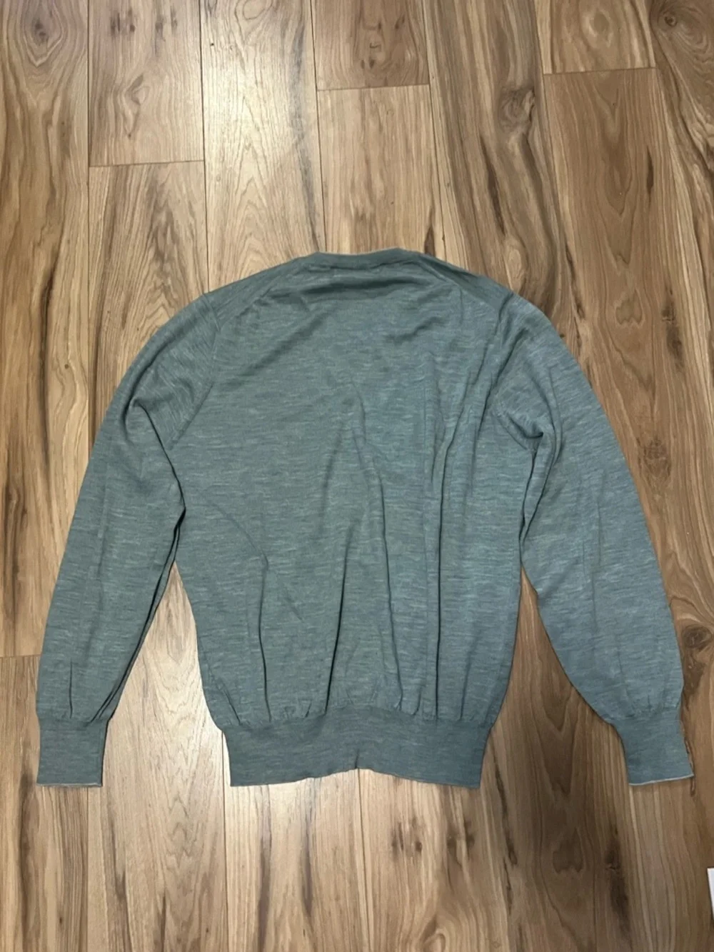 Brunello Cucinelli elegant neck