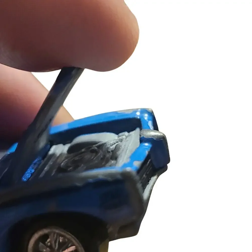 Johnny Lightning this paint
