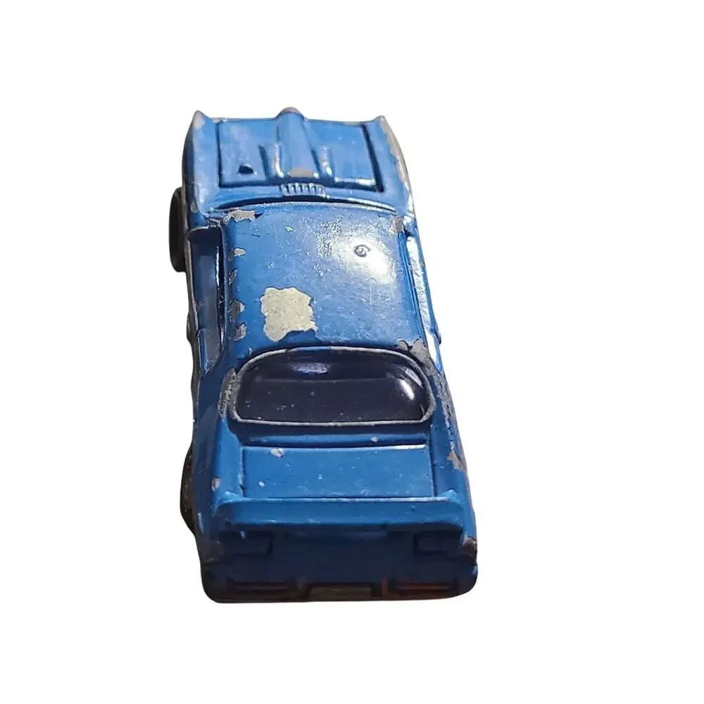 Johnny Lightning this paint
