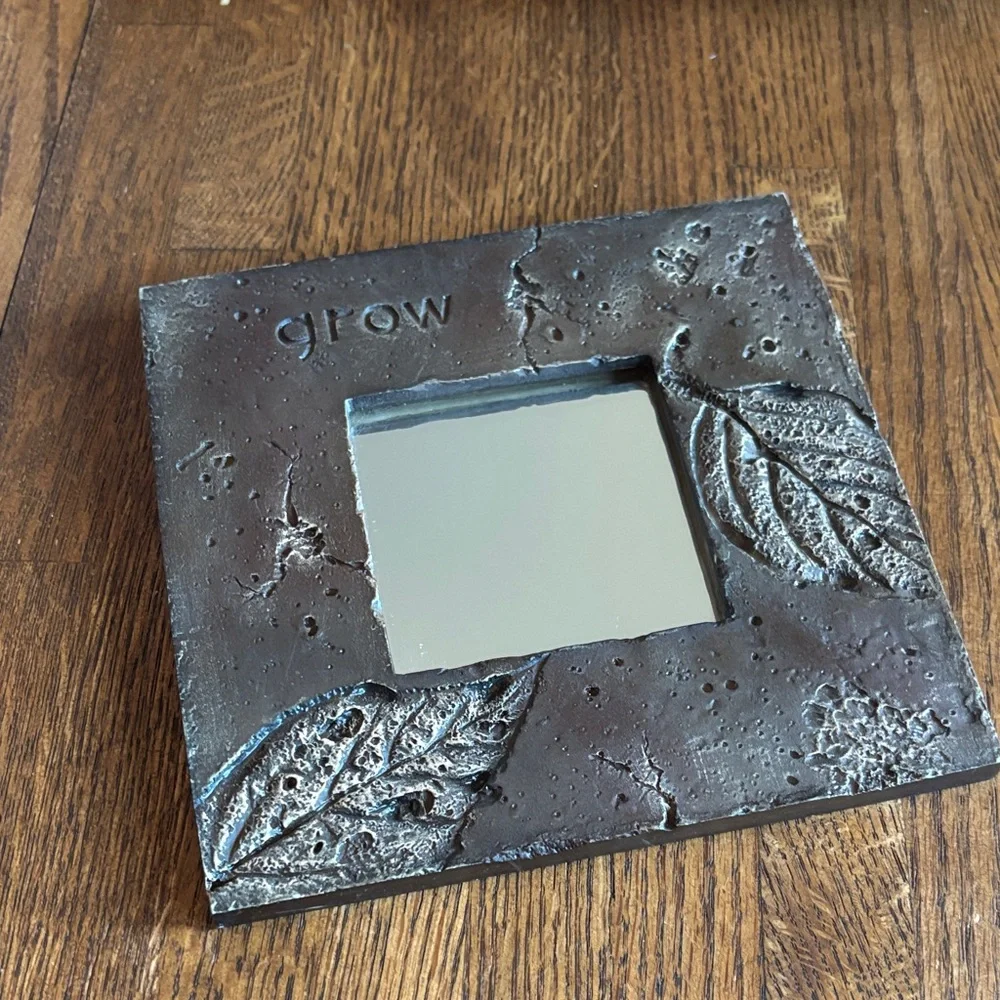 Rustic Brown Leaf GROW Design Wall Mirror 🪴