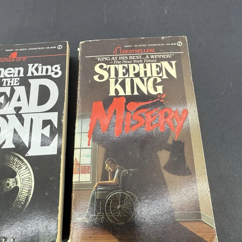 Lot Of 2 Paperback Stephen King Books Misery The Dead Zone