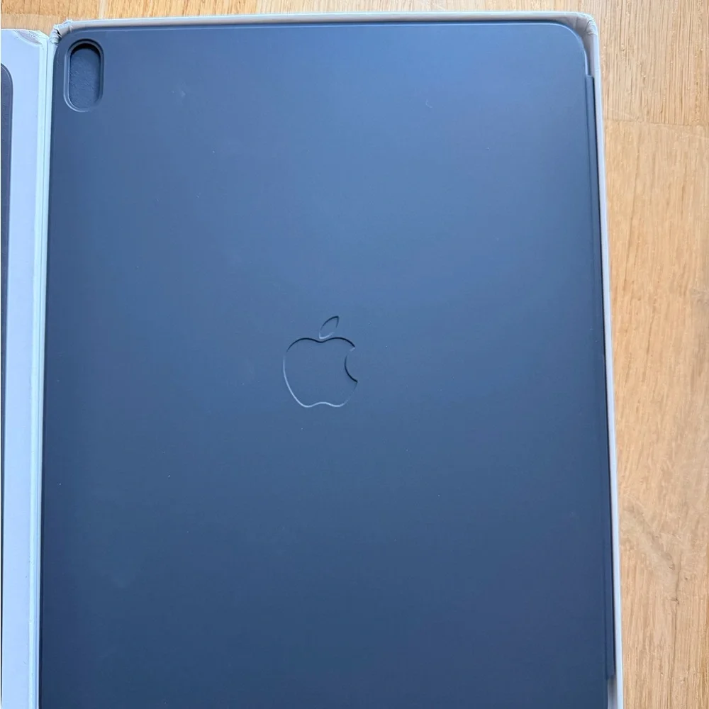 Apple slim folio