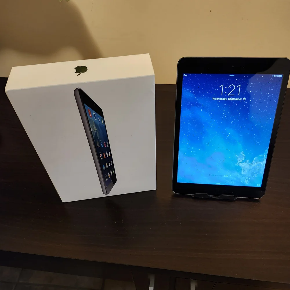 Apple sleek ipad